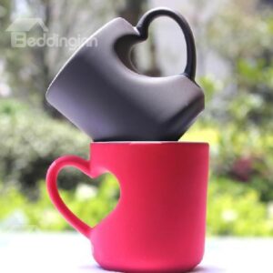 Heart Shape Handle Design Tea and Coffee Cup with Black and Red color
