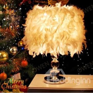 Romantic Feature Decorative Crystal Table Lamp