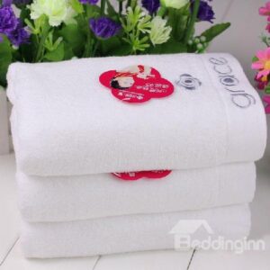 New Arrival Comfortable Skin Care Classic White Soft Towel