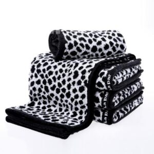 New Arrival Black and White Leopard Patterns Towel