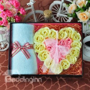 New Arrival Lovely Heart Style Creative Gift Towel