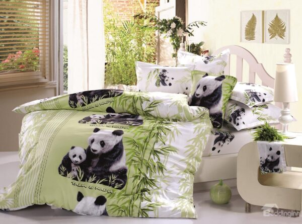 New Arrival High Quality Lovely Mother and Baby Pandas Print 4 Piece Bedding Sets