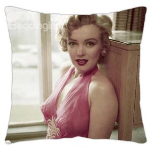 New Arrival Elegant Marilyn Monroe in Pink Clothes Print Throw Pillow