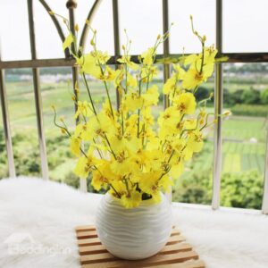New Arrival Lovely Yellow Flowers in White Round Vase Decorative Artificial Flower Set