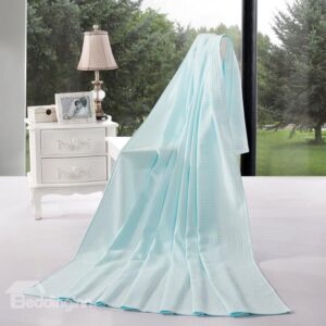 High Quality Comfortable Plain Fabric Jacquard Blanket