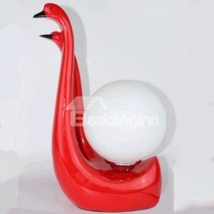 New Arrival Unique & Elegant Swan Resin Table Lamp