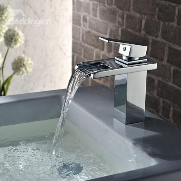New Arrival Hot Selling Fancy One Handle Waterfall Bathroom Sink Faucet