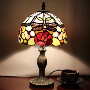 Retro Gorgeous Tiffany Dragonfly Patterned Stained Glass Table Lamp