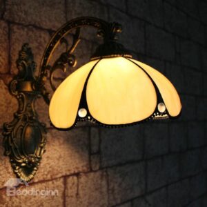 European Style Alluring Tiffany Stained Glass Wall Light