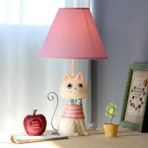 New Arrival Lovely Iron-tailed Cat Table Lamp