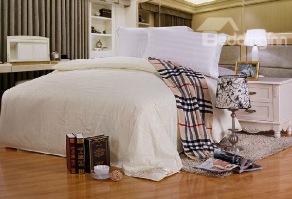New Arrival Delicate White Color Print 100% Mulberry Silk Summer Quilts