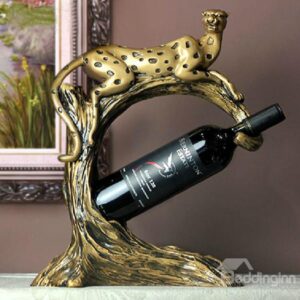 Stunning European Style Creative Leopard Shape Wine Rack