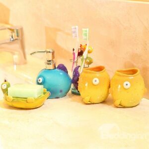Super Cute Cartoon Fish Pattern Five Pieces Bathroom Accessories