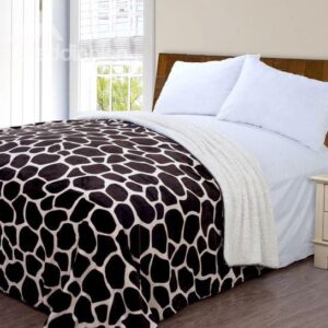 High Quality Deer Lines Pattern Blanket