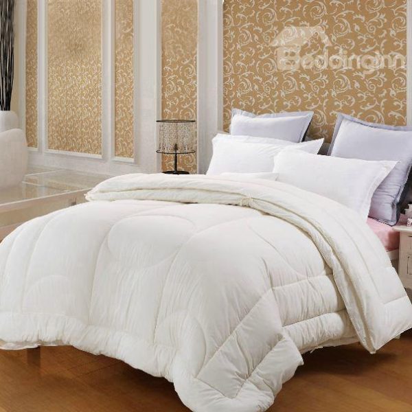 Quality Adorable White Geometric Figure Comfortable Skincare Quilt