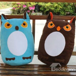 Very Lovely Owl Pattern Plush Throw Pillow