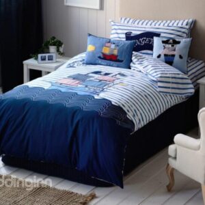 Pirate Ship on The Sea Pattern 2-Piece Cotton Duvet Cover Sets