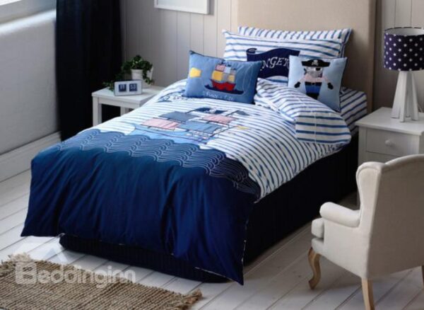 Pirate Ship on The Sea Pattern 2-Piece Cotton Duvet Cover Sets