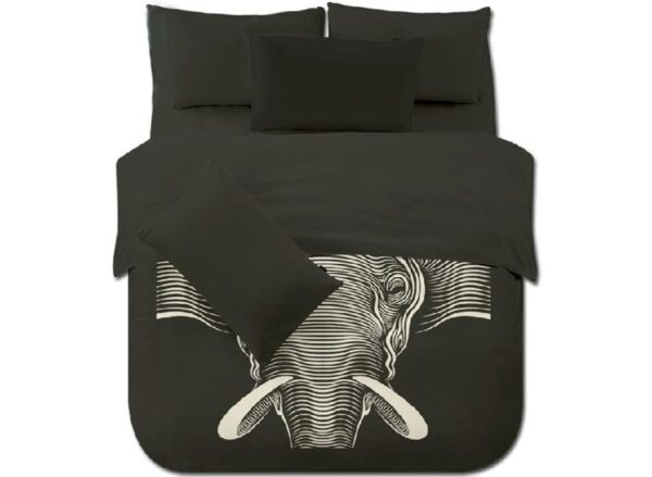 One Big Elephant with Black Background 4-Piece Polyester Duvet Cover Sets