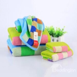 Super Cozy Colorful Checks Three-piece Bath Towel