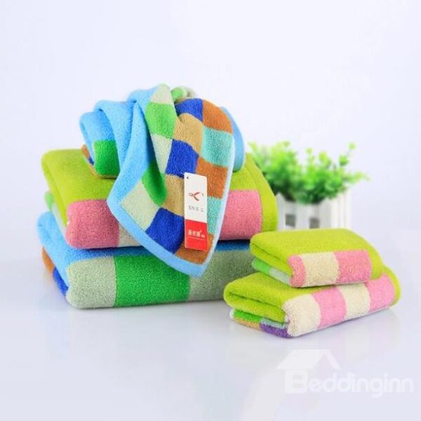 Super Cozy Colorful Checks Three-piece Bath Towel