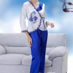 New Arrival Graceful Flower Embroidery Pattern Loungewear