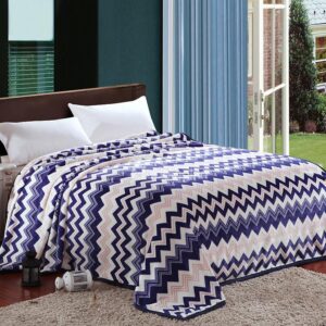 Stylish Green Sawtooth Stripes Pattern Thicken Geometric Blanket