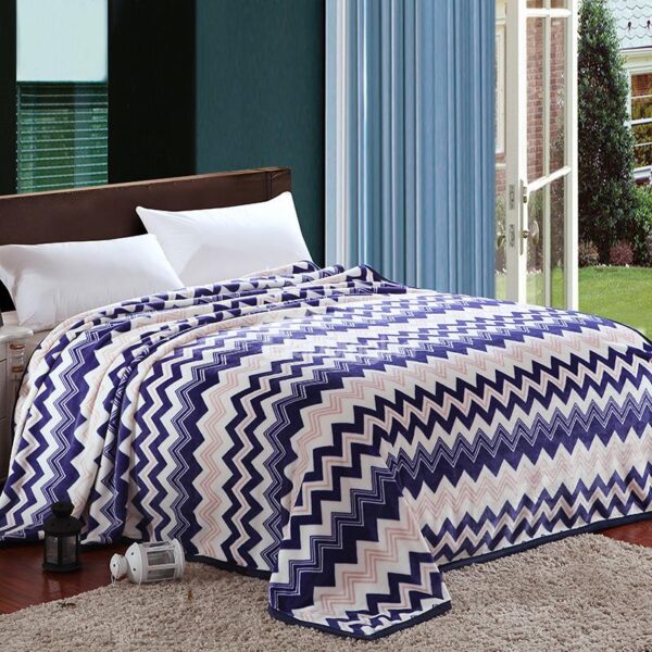 Stylish Green Sawtooth Stripes Pattern Thicken Geometric Blanket