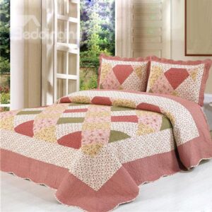 Gorgeous Pink Diamond and Floral Border Bed in a Bag Set