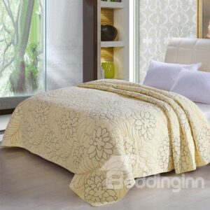 European Style Engraving Flower Print Comfortable Quilt