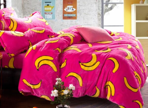 New Arrival Bright Color Banana Print Reversible 4-Piece Coral Fleece Duvet Cover Sets