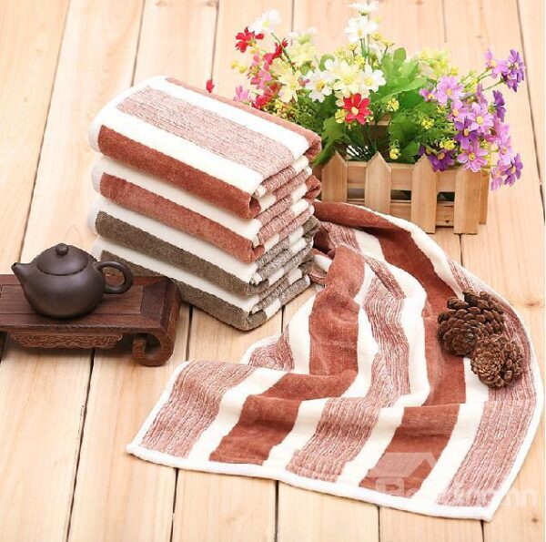 Modern Fashion Stripe Pattern Full Cotton Towel