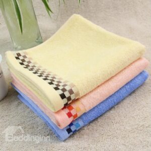 Cozy Plaid Design Soft Bamboo Fiber Towel