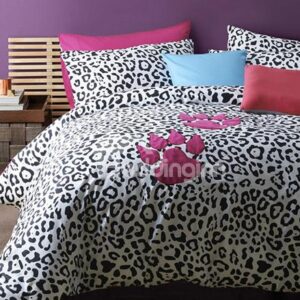 Modern Leopard and Claw Pattern 4-Piece Cotton Duvet Cover Sets