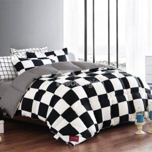 Stylish Classic Black and White Squares Style Ultra Comfortable Quilt