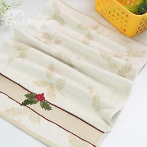 Super Comfy Maple Embroider 3-piece Bath Towel