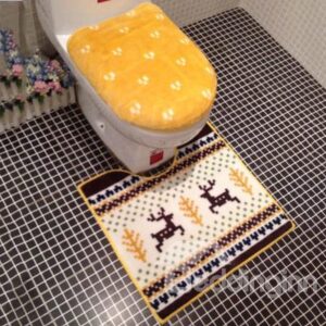 Cozy Adorable Elk Print 3-piece Toilet Seat Cover and Rug Set