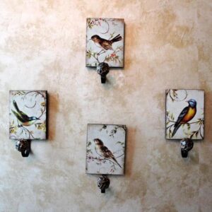 Fabulous Elegant Birds Painting 4-piece Decorative Hooks