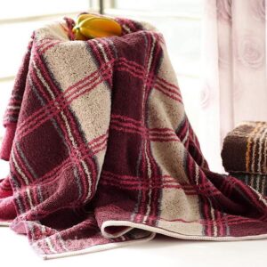 Classical Chic Plush Full Cotton Plaid Bath Towel