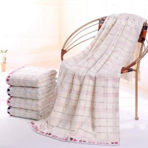 Sweet Plush Heart Print Cotton Bath Towel