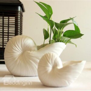 Wonderful 1-Piece Ceramic Conch Vase for Home Decoration