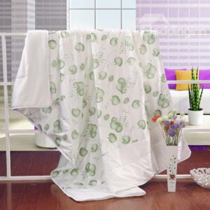 Fresh Cool Green Apples Pattern Ultra Soft and Comfortable Quilt