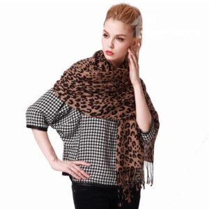 Leopard Spots Pattern Trendy Tassel Style Wool Long Scarf