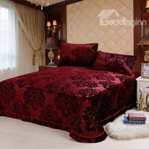 Comfortable and Soft Elegant Pleuche Reactive Print 3-Piece Bed in a Bag