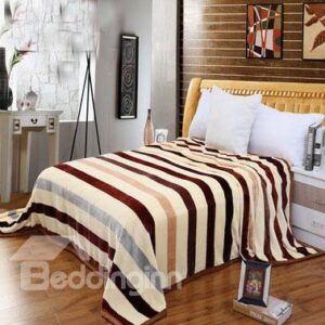 Classic and Popular Stripe Printed Flannel Blanket
