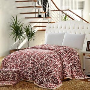 High Quality Bouquets of Flowers and Piles of Brocades Printed Flannel Blanket