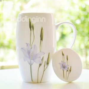 Elegant Pretty Purple Water Lily Coffee Mug