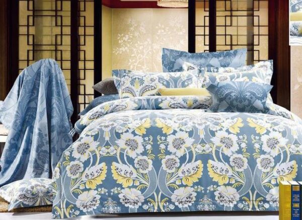 White Flower Print 4-Piece Polyester Duvet Cover Sets