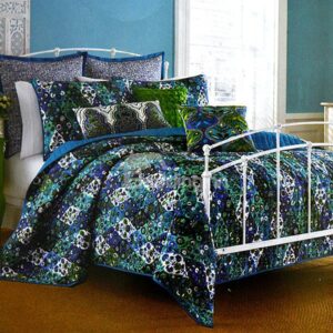 Geometric Pattern with Flowers in It Cotton Bed in a Bag Sets