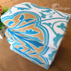 Pure Cotton Europe Type Flowers Perfume Lily Bath Towel